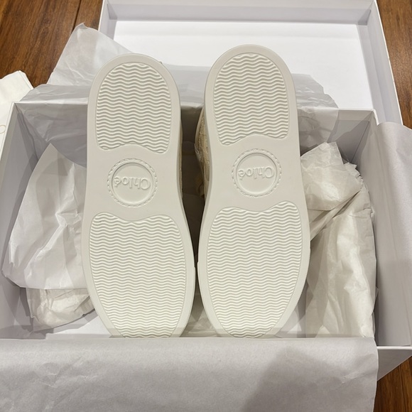 Chloe Lace Sneakers - Picture 11 of 11